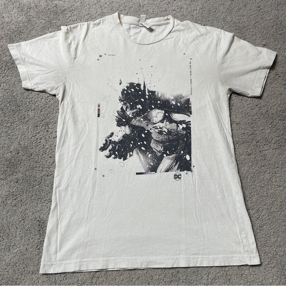 Next Level Apparel DC Batman “Jock Snow” Graphic Tee Men’s Medium - Picture 1 of 10